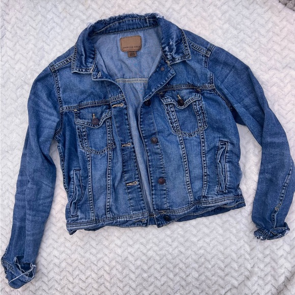American Eagle Outfitters Jackets & Blazers - AEO Y2K Distressed Denim Jacket Women’s Medium
